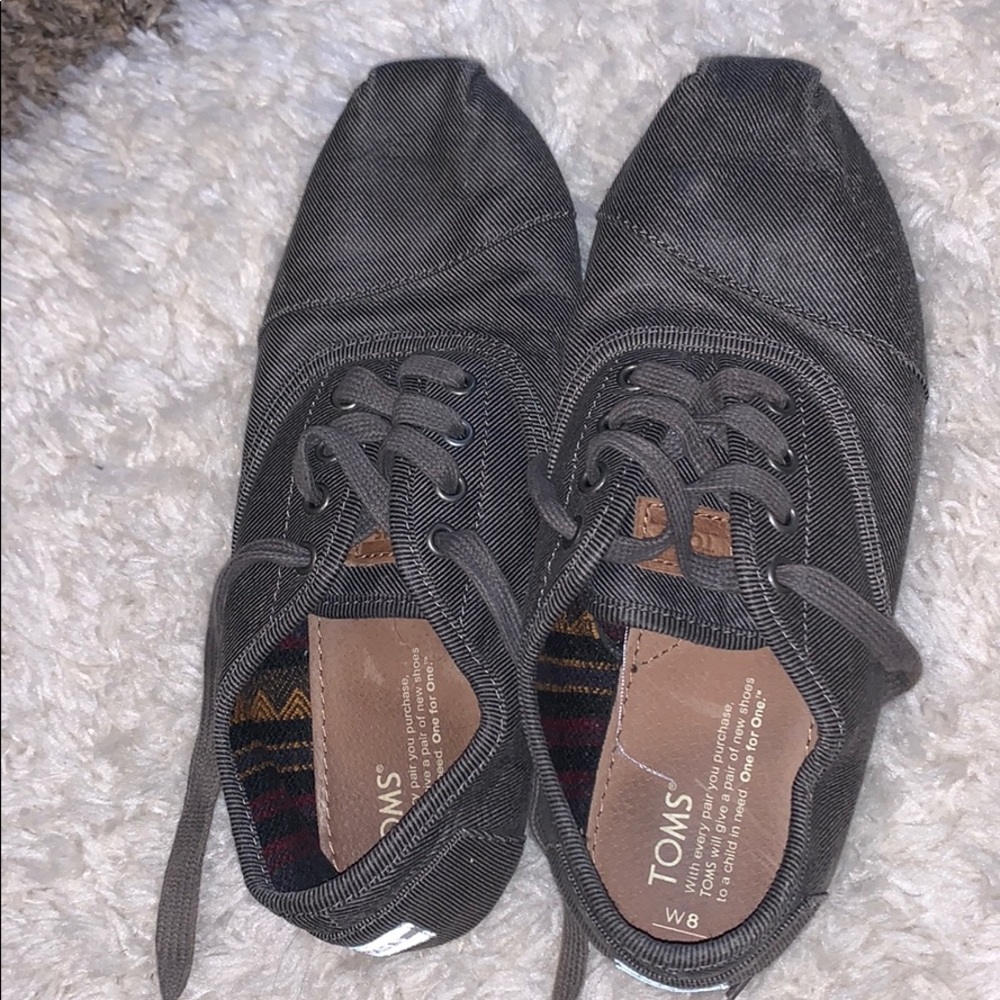 Toms Lace up shoes